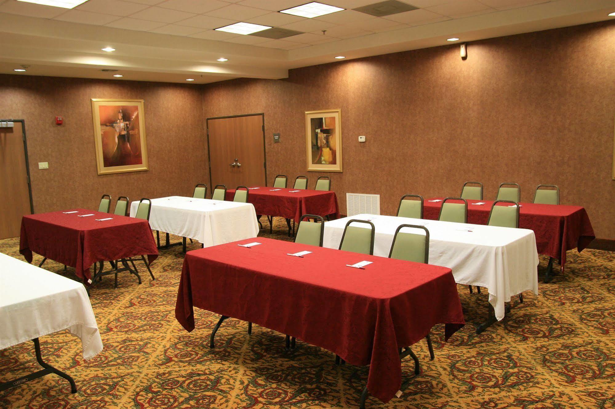 Holiday Inn - Brownsville By Ihg Bagian luar foto